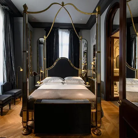 Отель Helvetia&bristol - Starhotels Collezione