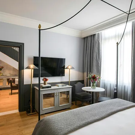Hotel Helvetia&bristol - Starhotels Collezione 5*