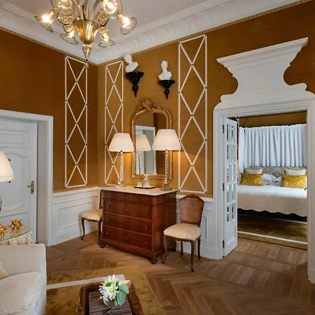 Hotel Helvetia&bristol - Starhotels Collezione